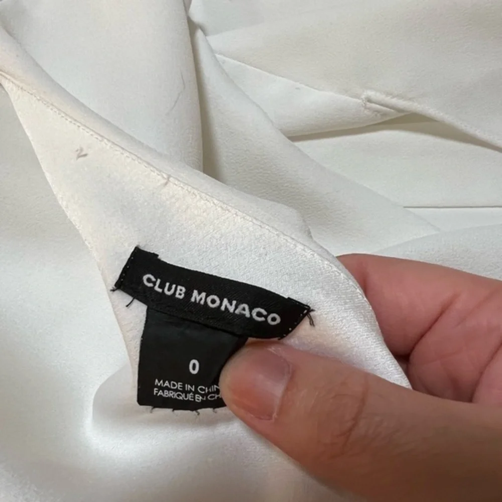 Club Monaco Kerni Off Shoulder Long Sleeve Crepe Blouse White Size Extra Small/0 - Picture 4 of 5